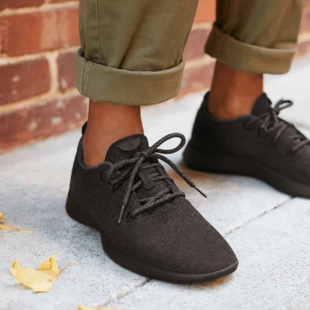 Allbirds The Wool Runners Superfine NZ Merino Grey and Black Fall Winter Minimal